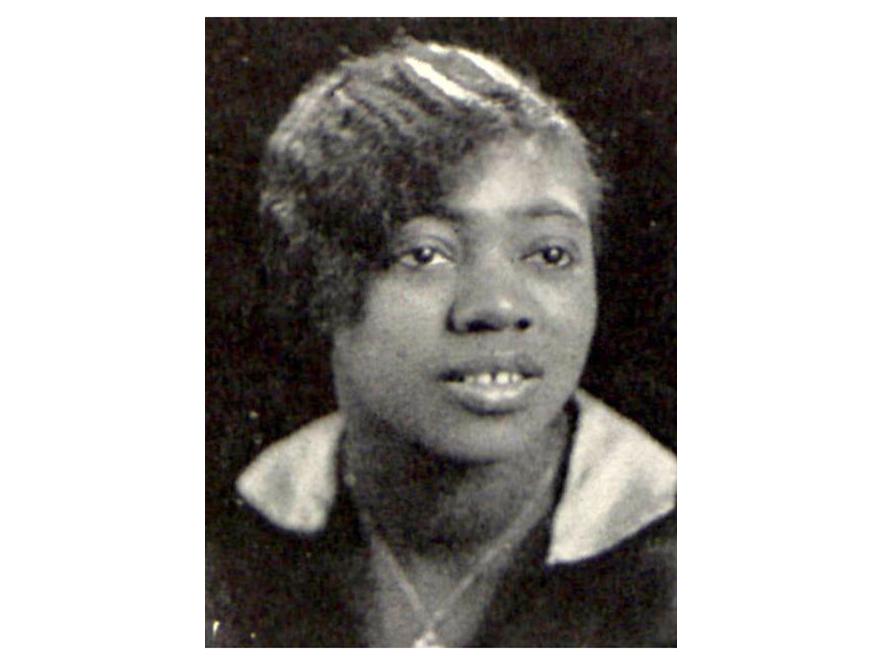 Mildred Settle Bunton's yearbook portrait