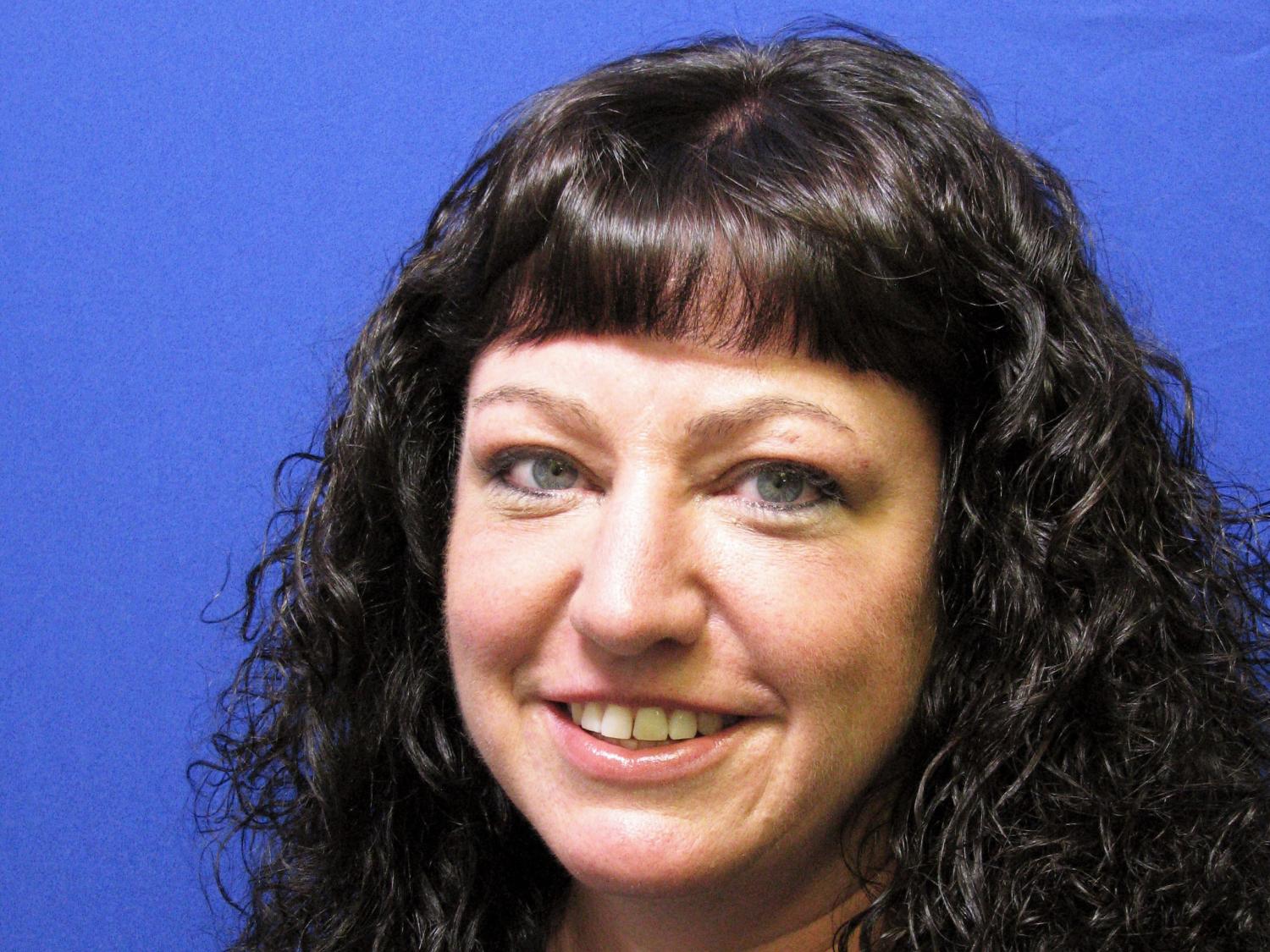headshot of alisa carter