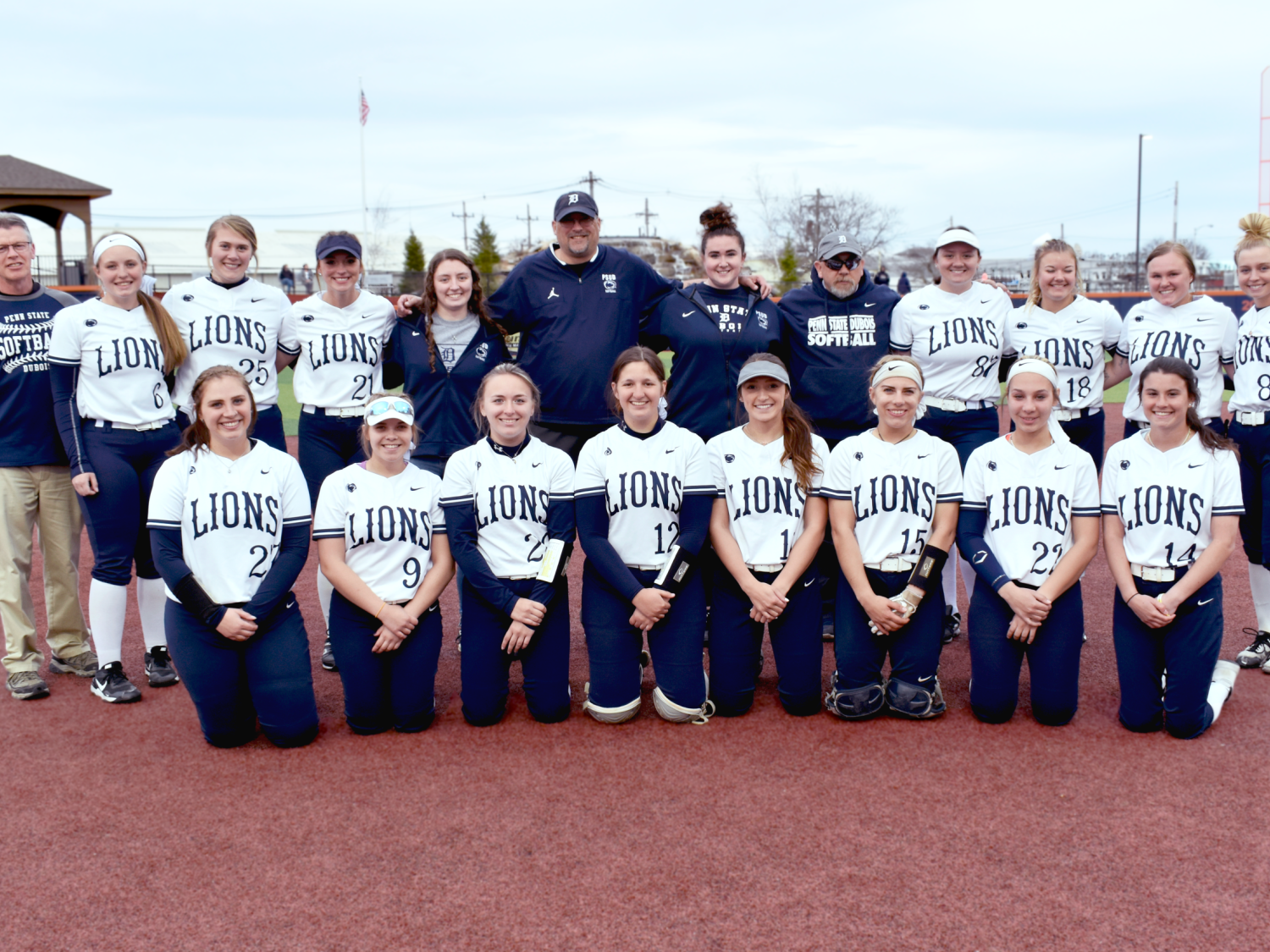 Penn State DuBois softball team photo