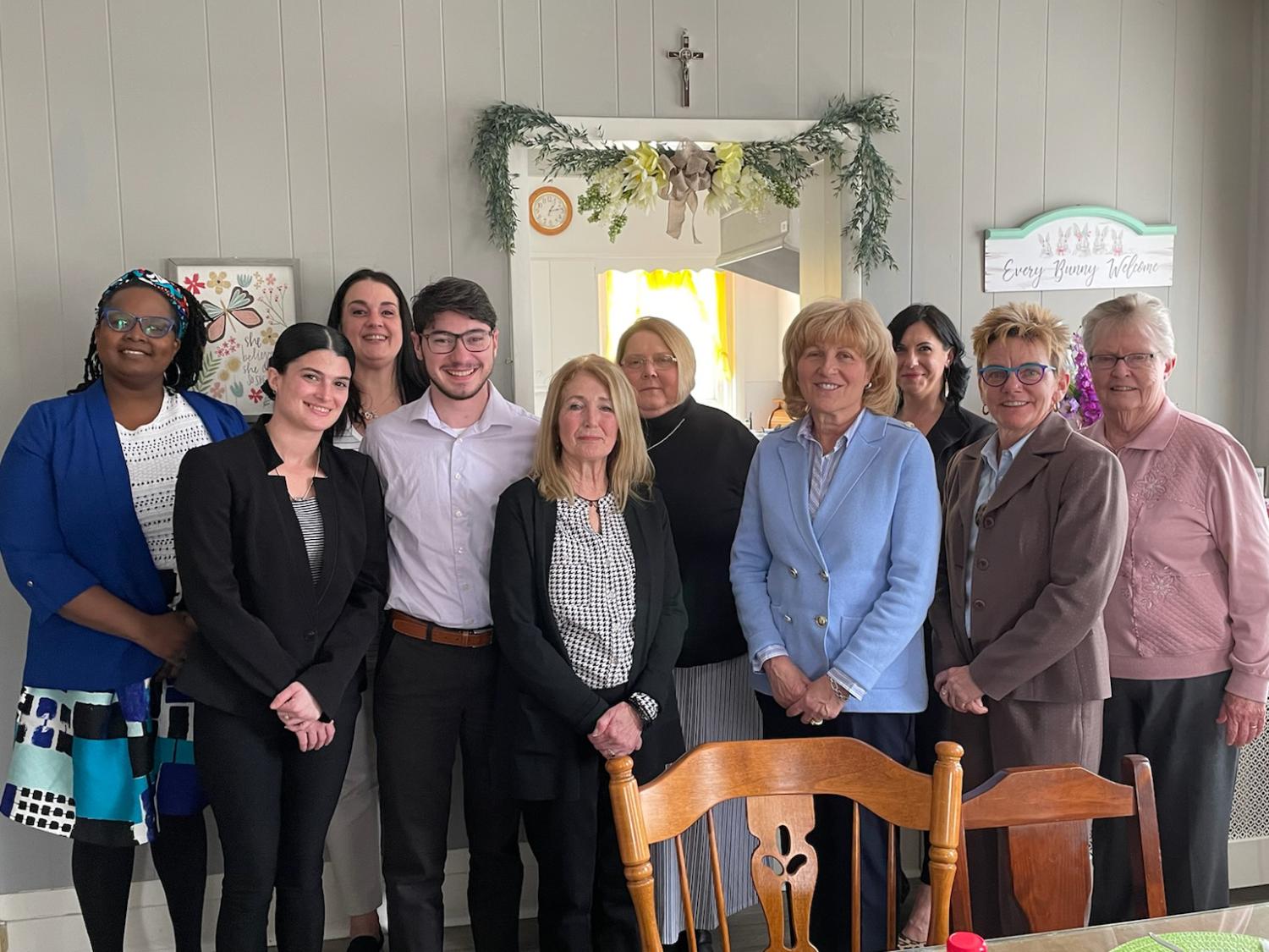 Group meets with Senator Schwank