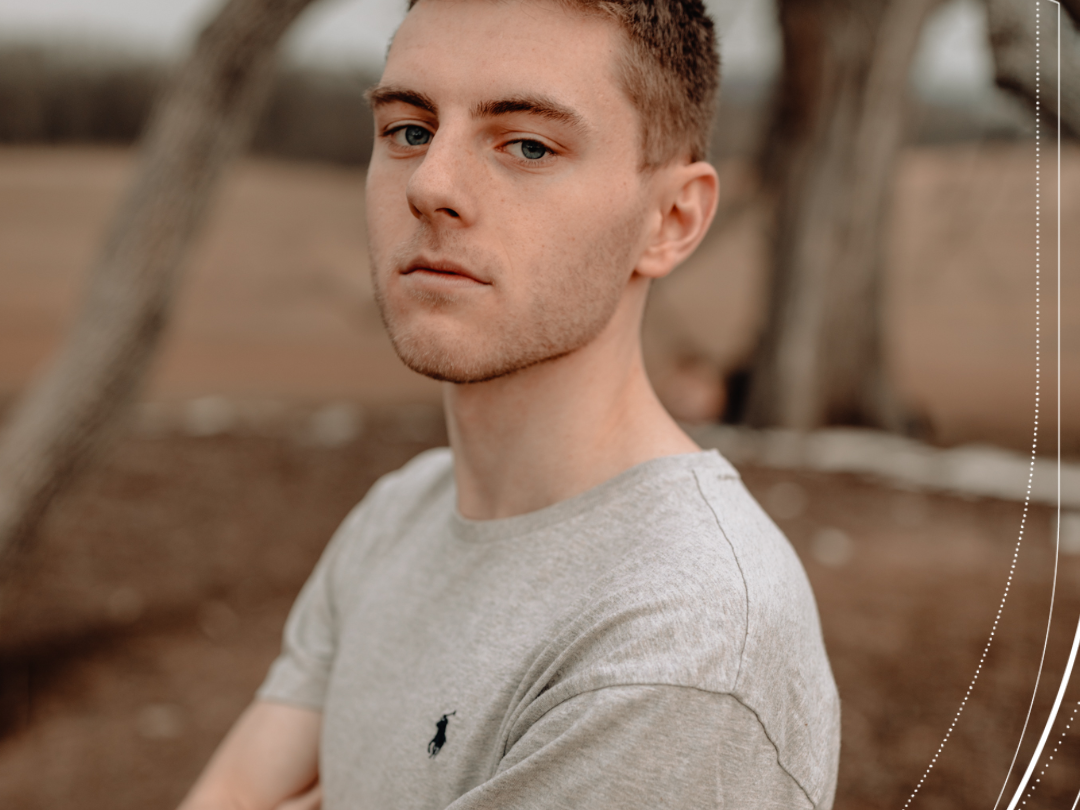 Patrick Spurlock headshot outdoors
