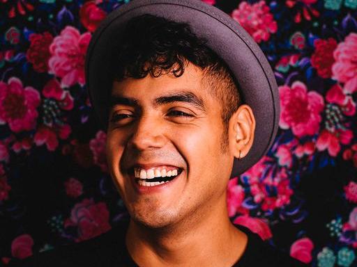 headshot of Saul Flores smiling