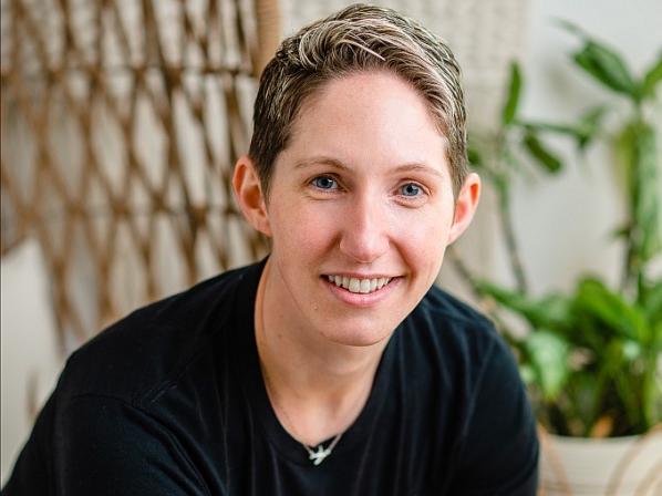 AI Distinguished Speaker 