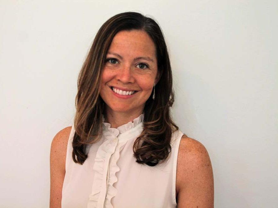 Headshot of Janelle Drach