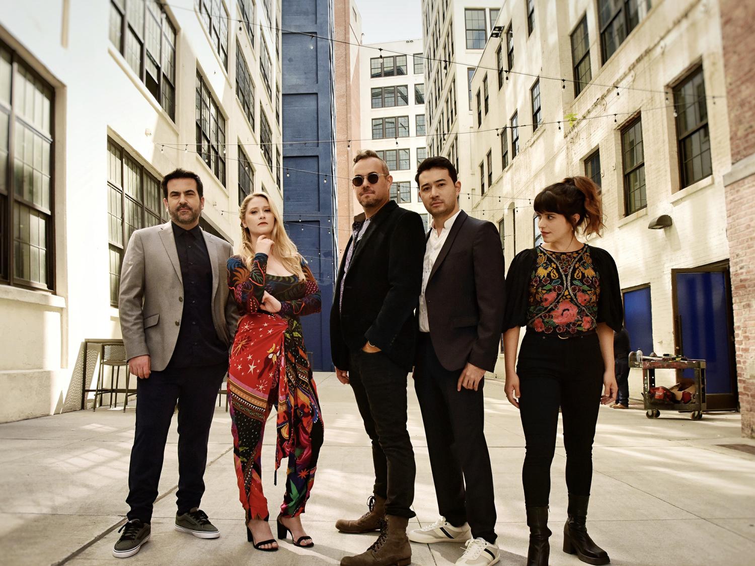 A publicity photo of the chamber music ensemble SYBARITE5
