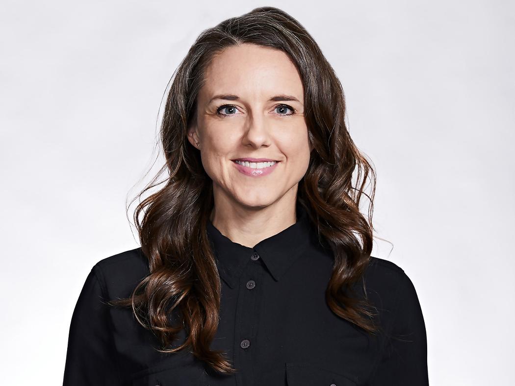Mindy Cooper portrait 