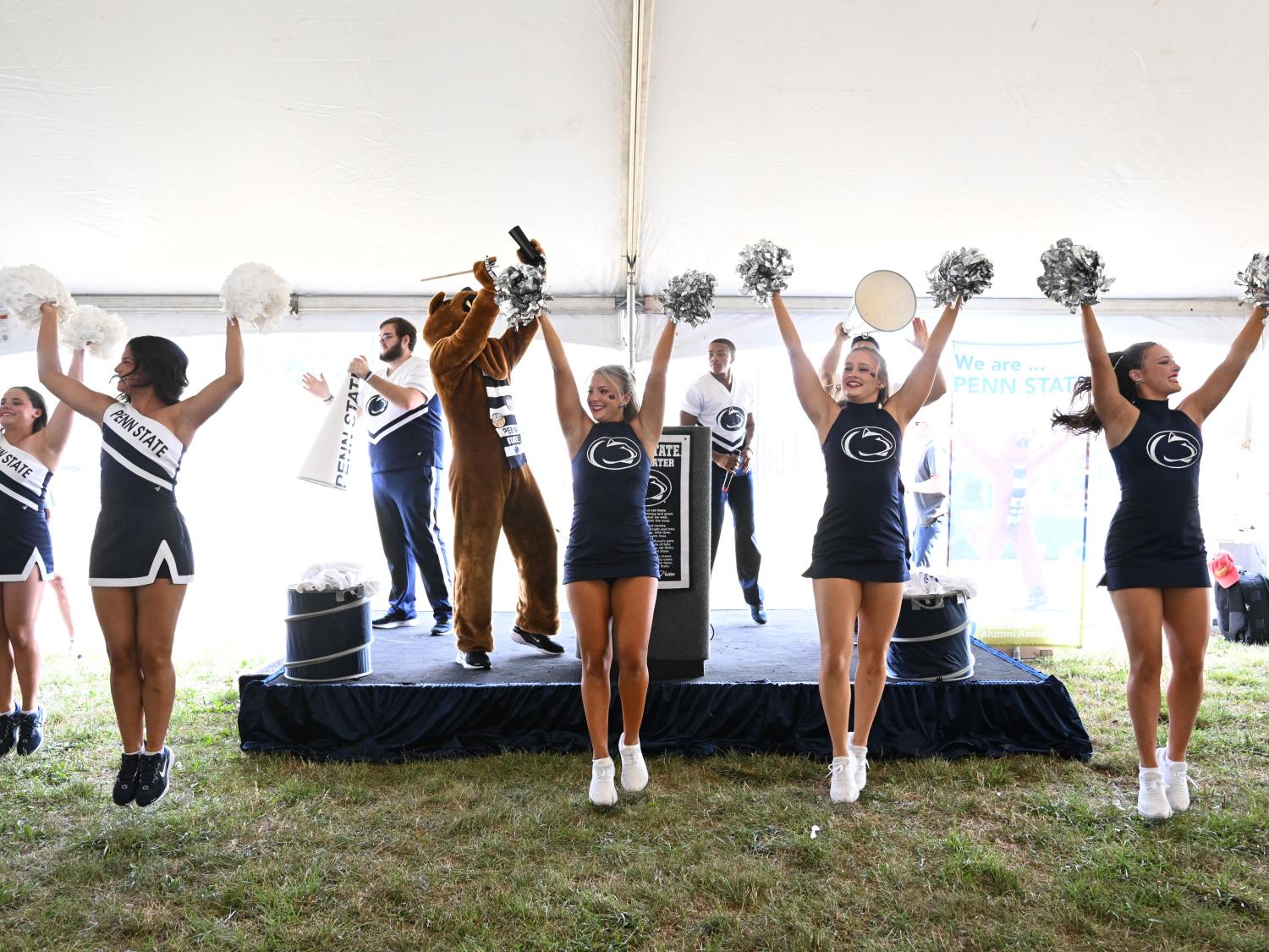 Penn State Cheerleaders and Spirit Squad performing