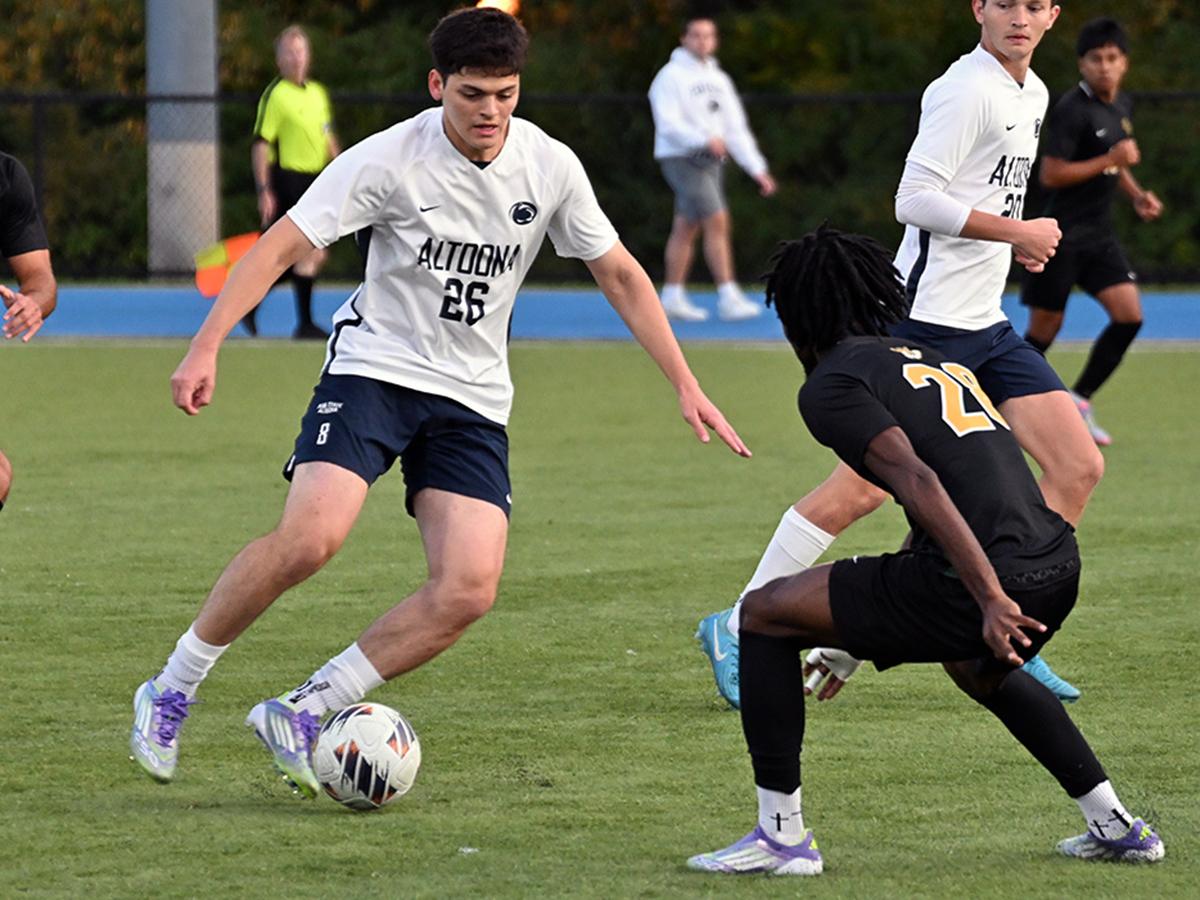 Filipe Velarde playing soccer for Penn State Altoona