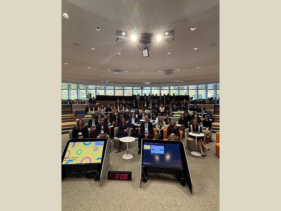 Participants in School of Labor and Employment Relations' 2025 HR Case Competition