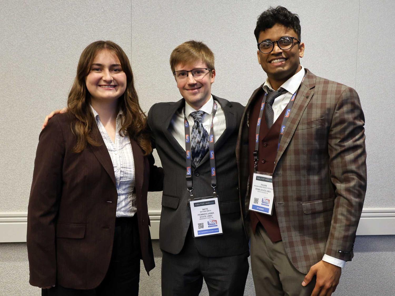 Two undergraduate students earn awards