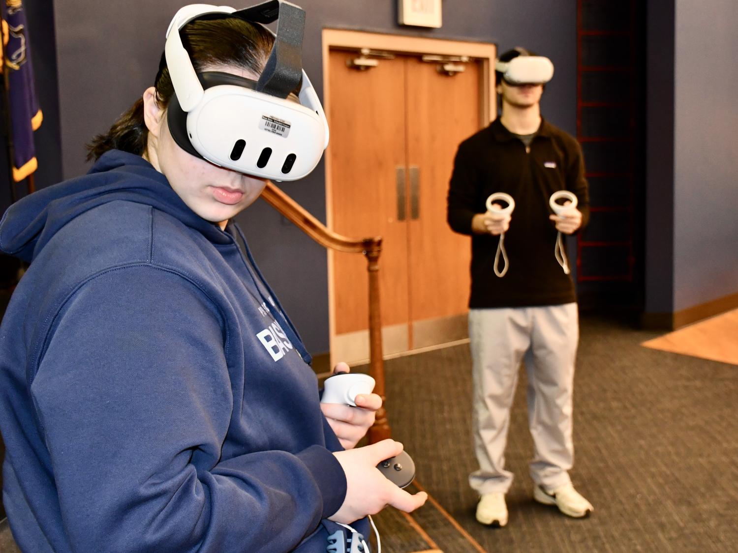 Students in Theater class using VR