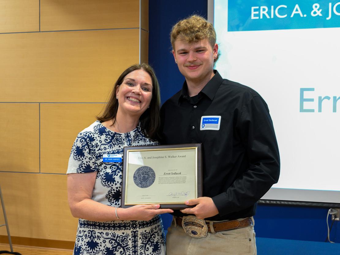 A photo of Mari Harvey and Errett Sedlacek