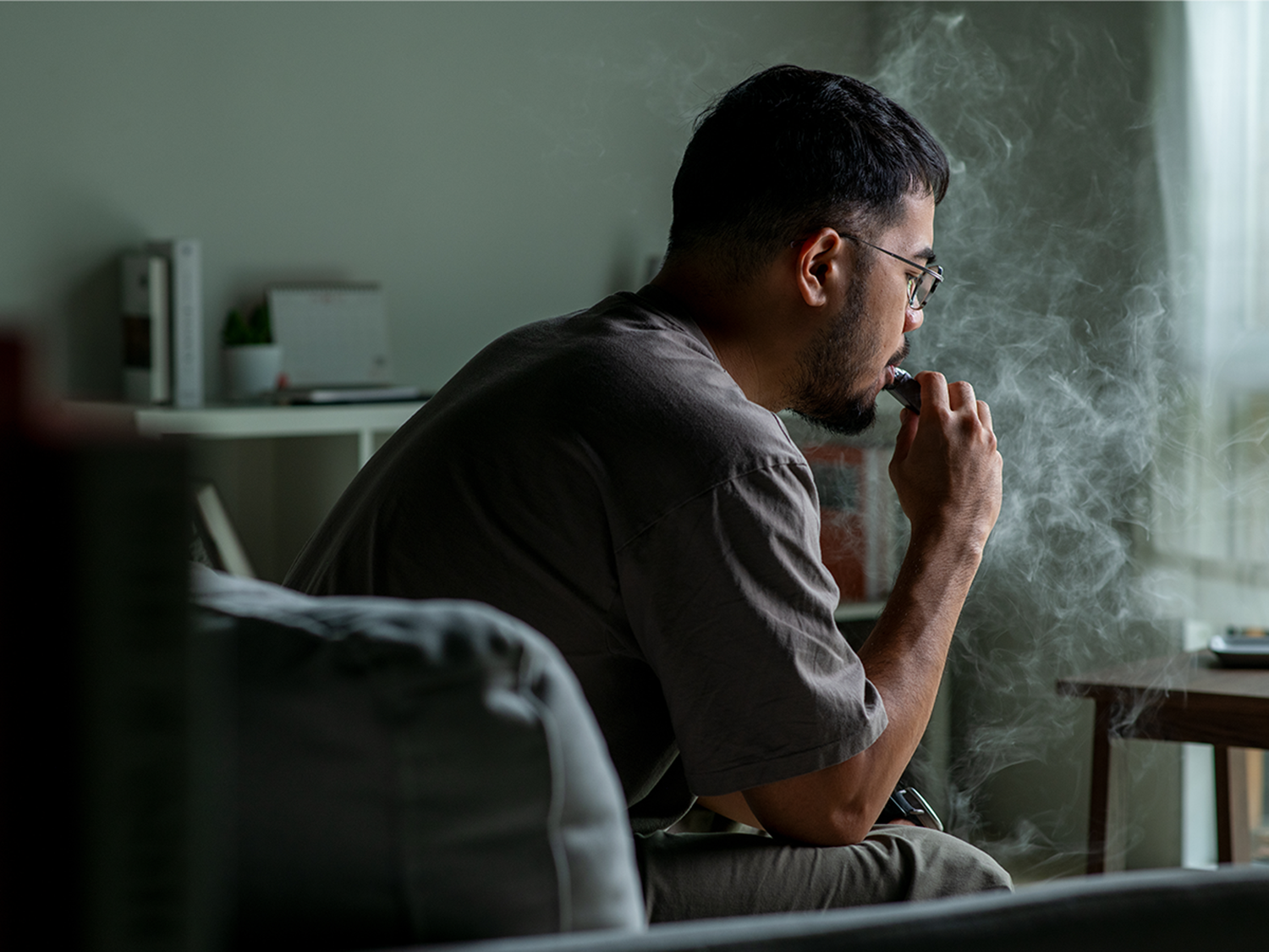 Nicotine e-cigarettes reduce harmful chemical exposure, help smokers quit |  Penn State University