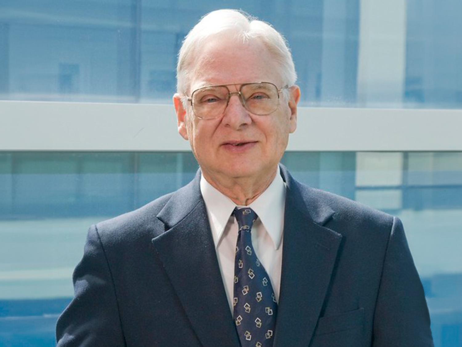  a headshot of David Wormley  