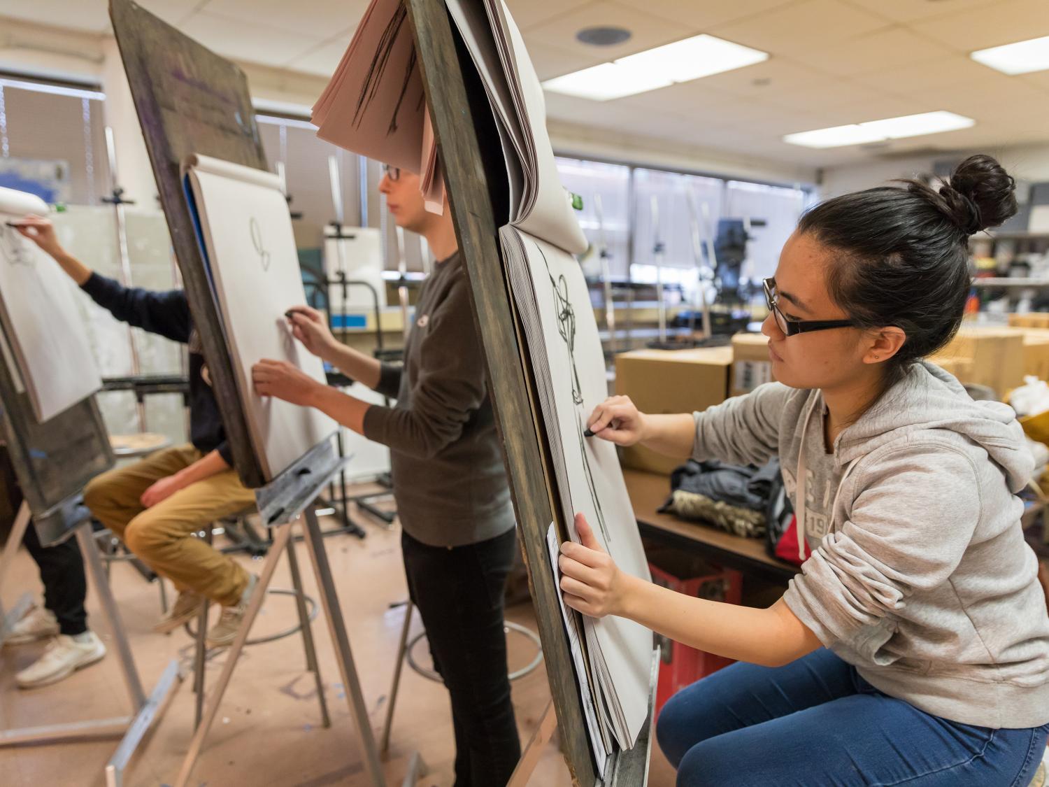 Students in a Penn State Brandywine art class. 