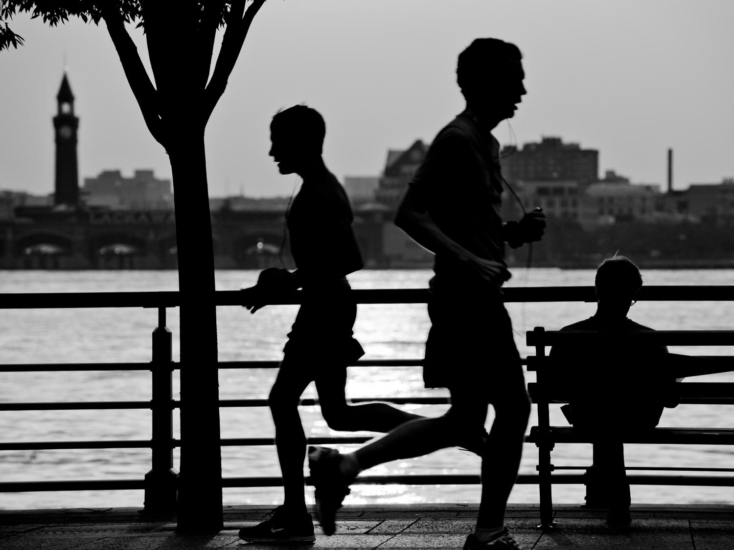 People jogging outside 