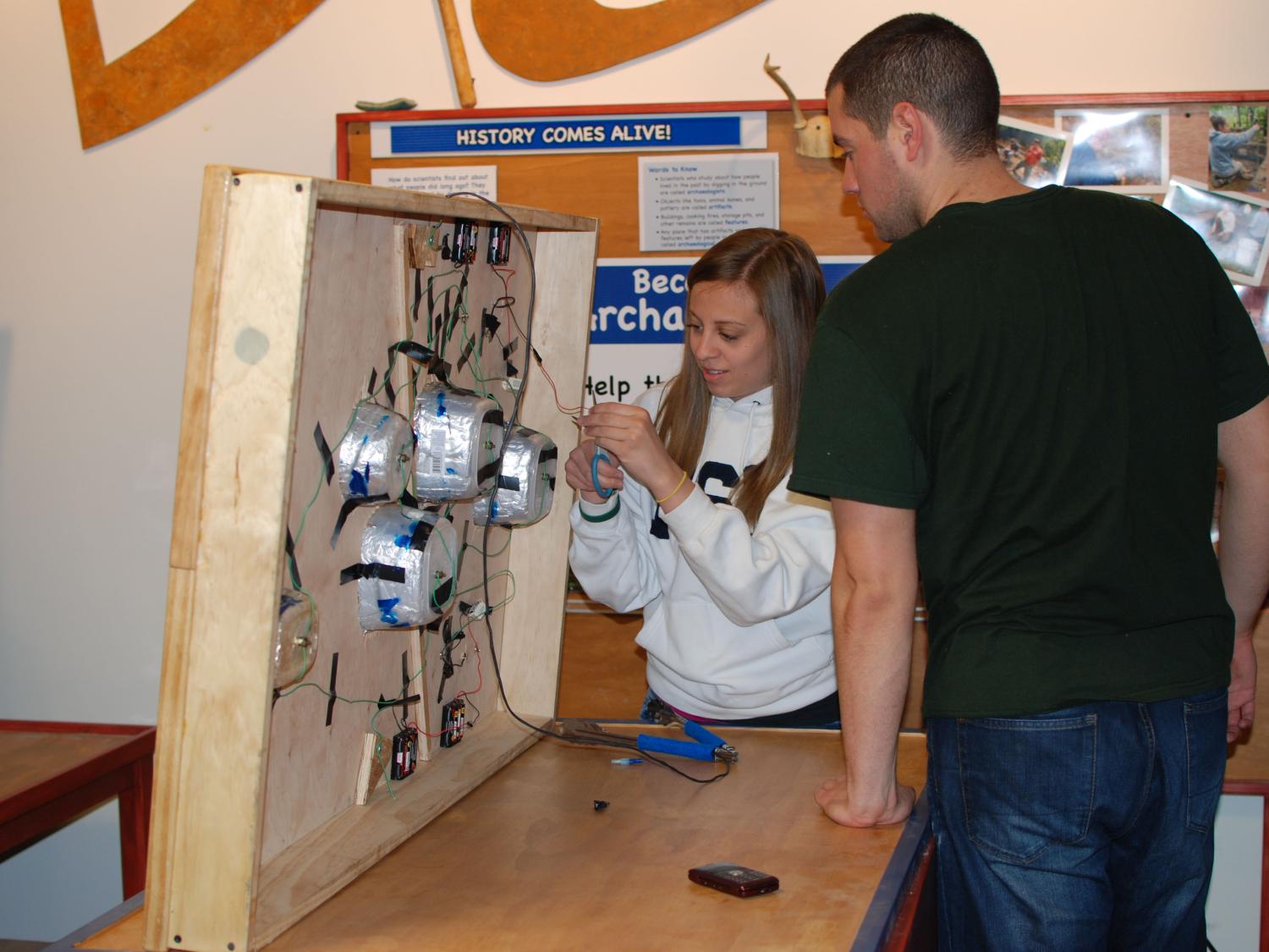 Engineering students at Discovery Space