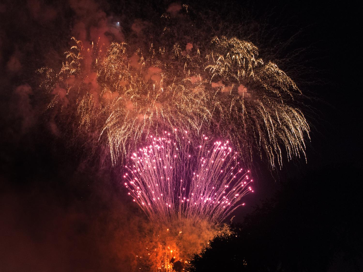 4thFest-2014-Fireworks-103