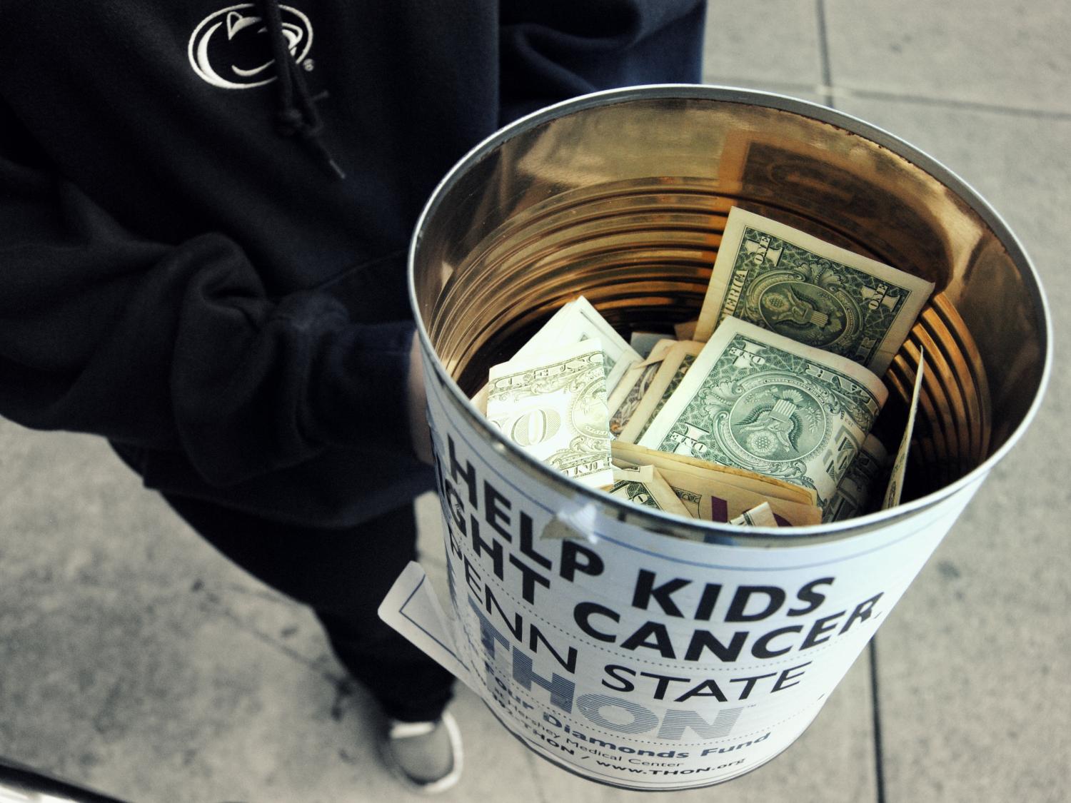 Penn State Lehigh Valley students collect money by 'canning.'