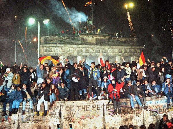 Celebrating the fall of the Berlin Wall