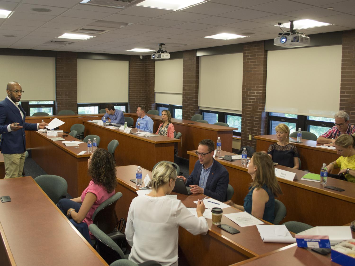 Dutch tourism professionals in class