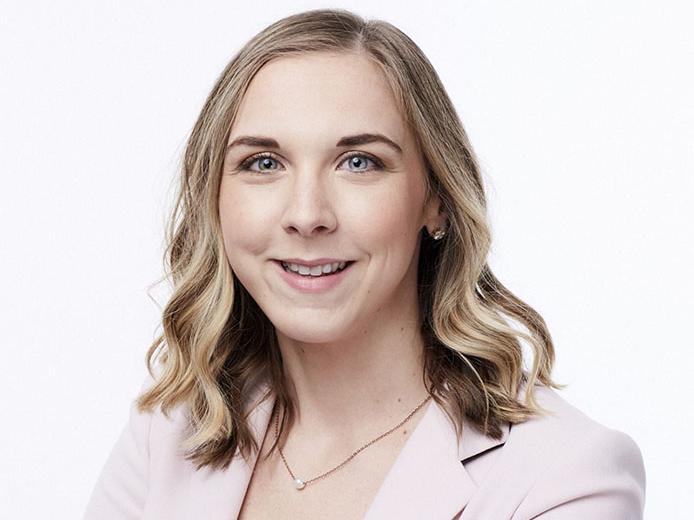 Kelsey Buckholtz headshot