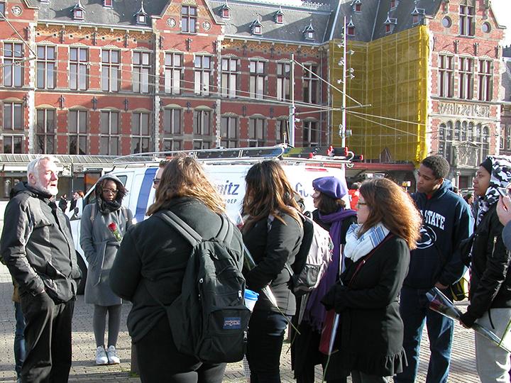 Students and faculty members exploring Amsterdam.