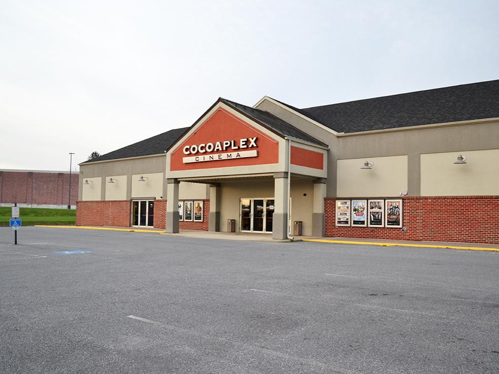 The front entrance of a movie theater