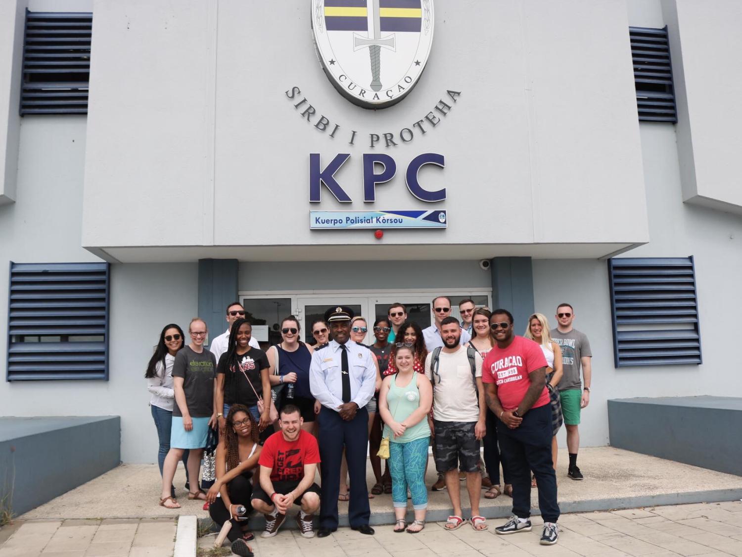 Group of students abroad in Curacao