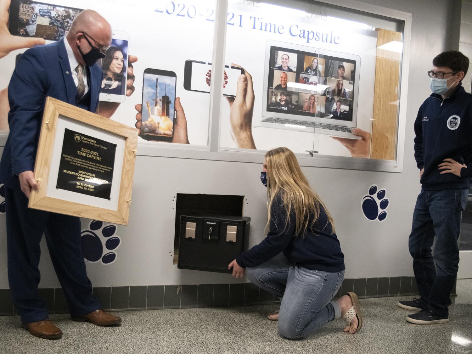 Campus and student leadership seal time capsule to be opened in 2050