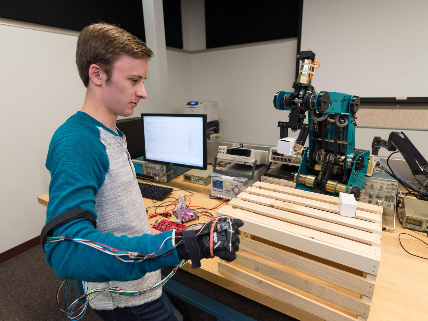 Penn College David Zlotnicki and 'wired glove' robot project