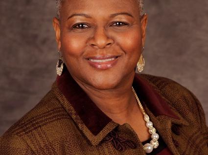 head shot of Dr. Tina Q. Richardson