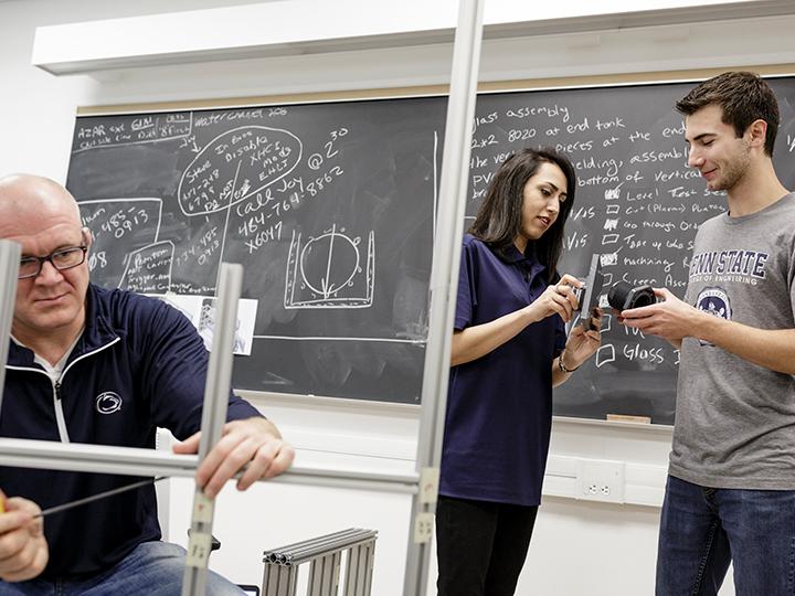 Students and Faculty in the Fluid Dynamics Lab