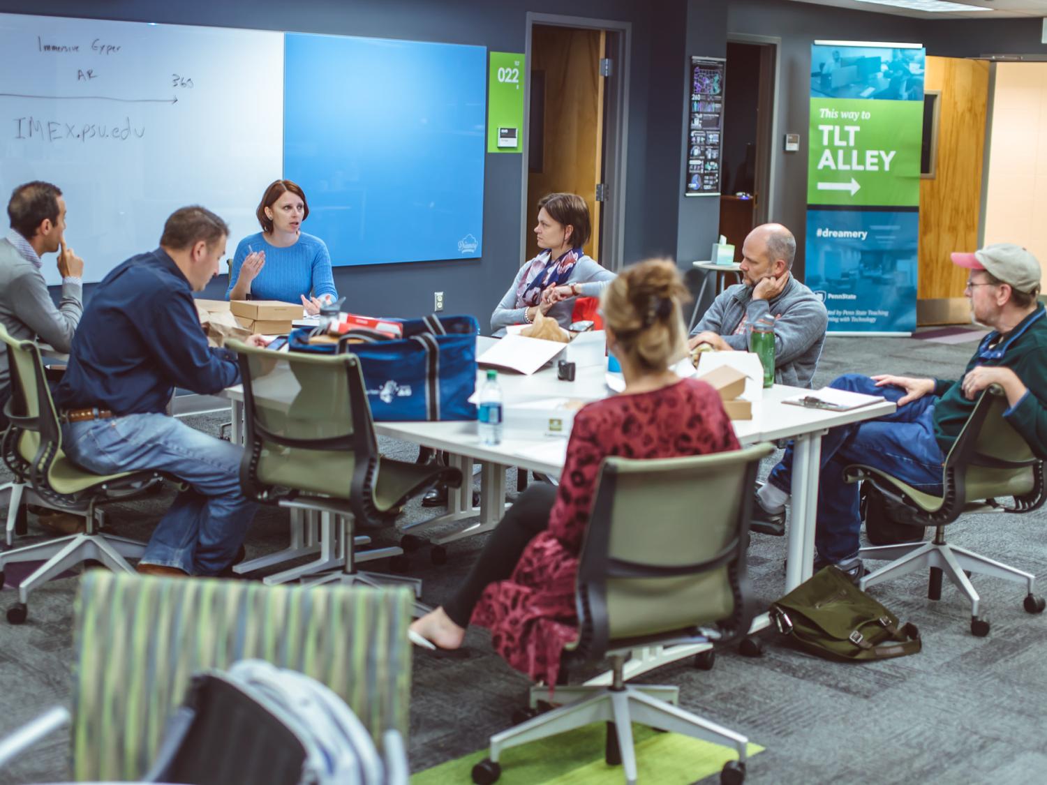 photo of a previous Penn State faculty learning community