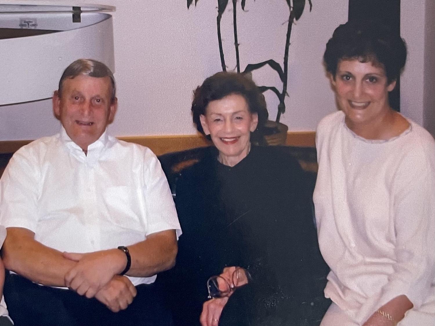 Robert and Shirley Fortinsky with their daughter, Jill Schwartz.