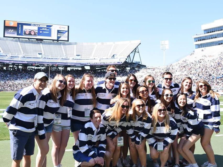 Homecoming Executive Committee logo reveal photo