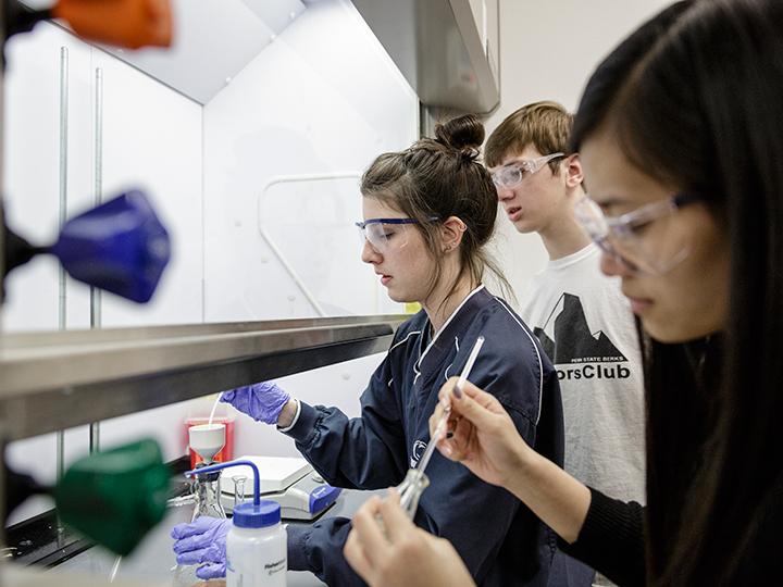 students in lab