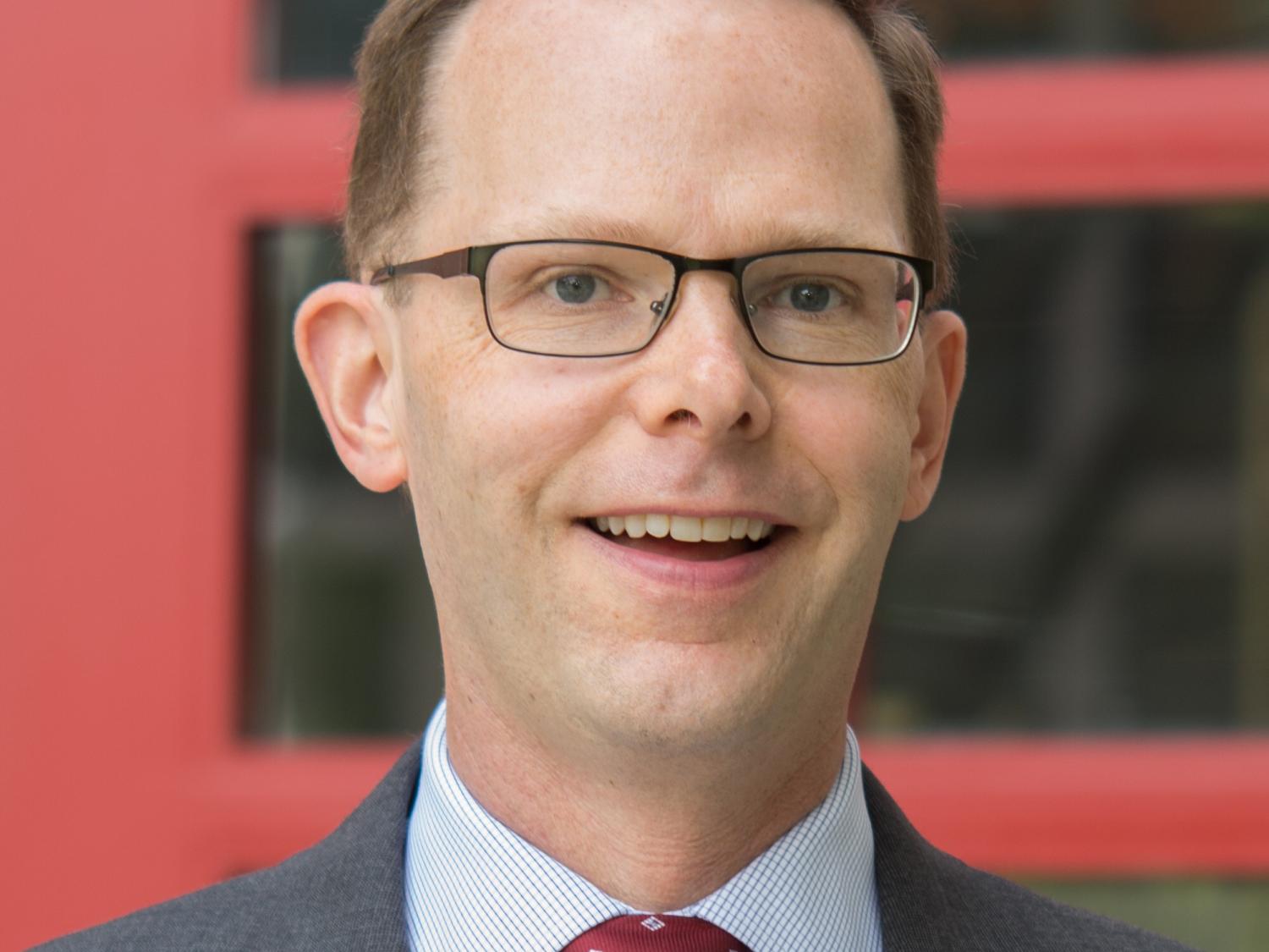 A headshot of Rob Springall