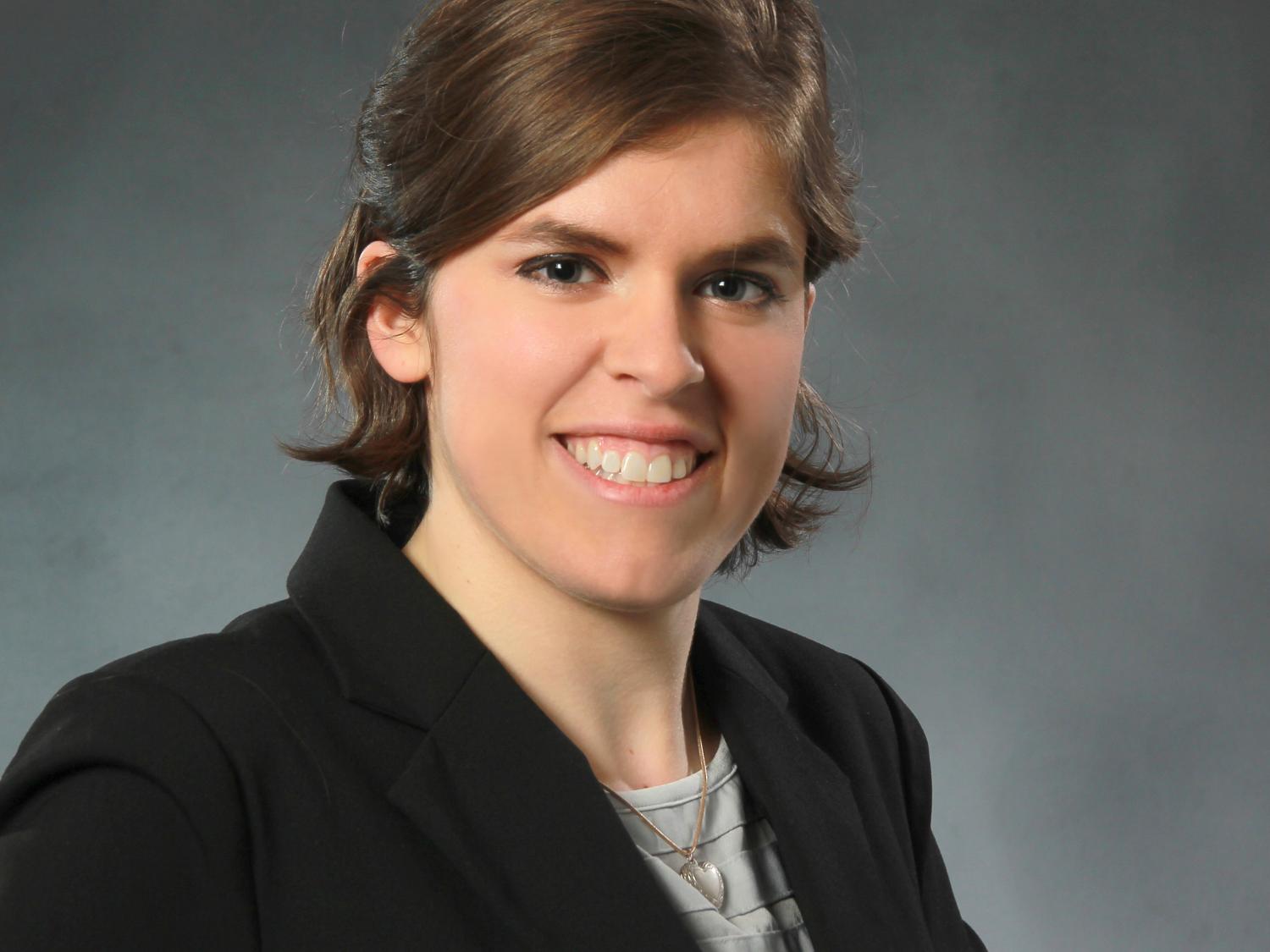 Maria Fleck headshot