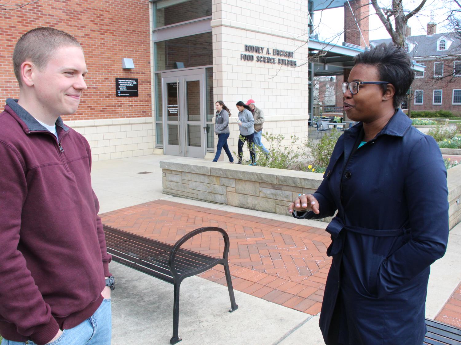 Student talks to World Campus student affairs director