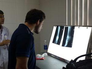 Kaschak looks at x-ray