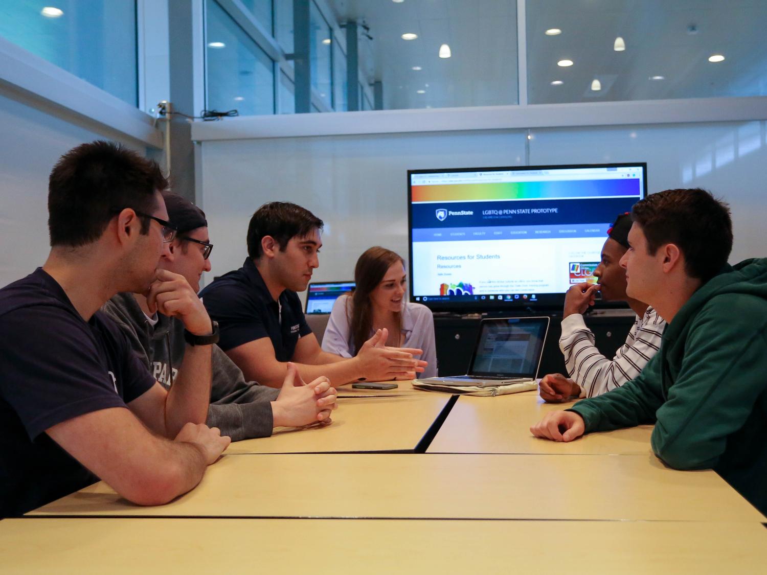 IST seniors Damian Salonick, Kathleen Beck, Wares Farighi, Harrison Goniprow, Chris Jacobs, and Cameron McDaniel discuss their 440W project.