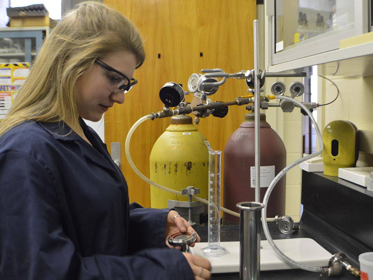 Jenna Bishop researches pressure filtration