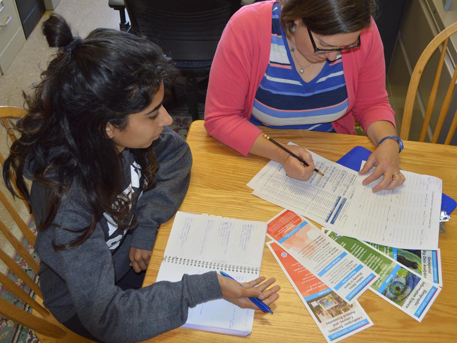 unduergraduate advising