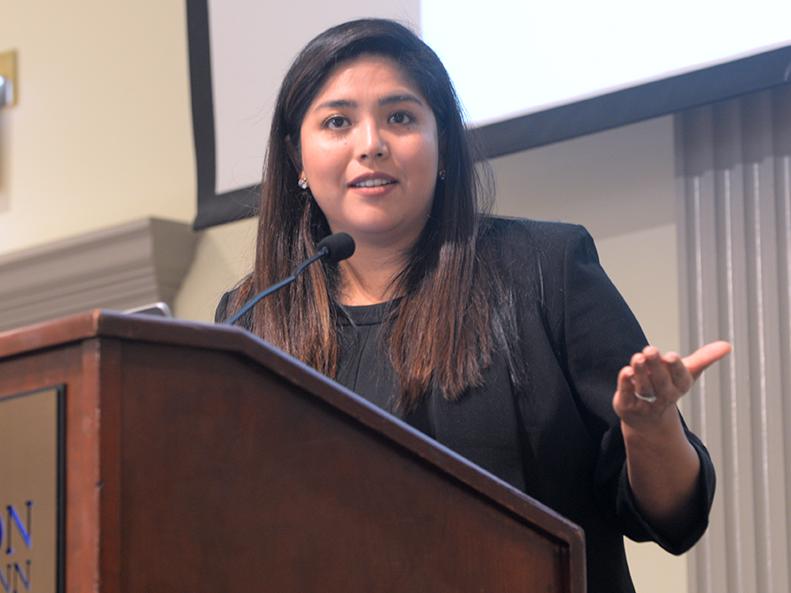 Julissa Arce at podium