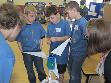 Middle school students build small-scale wind turbines for the KidWind Challenge