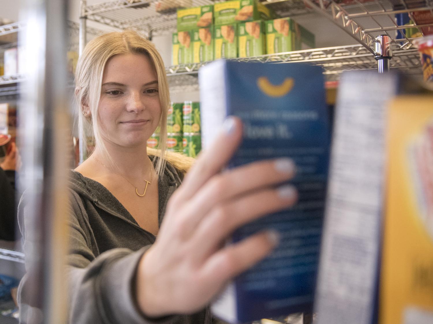 Lions Pantry volunteer