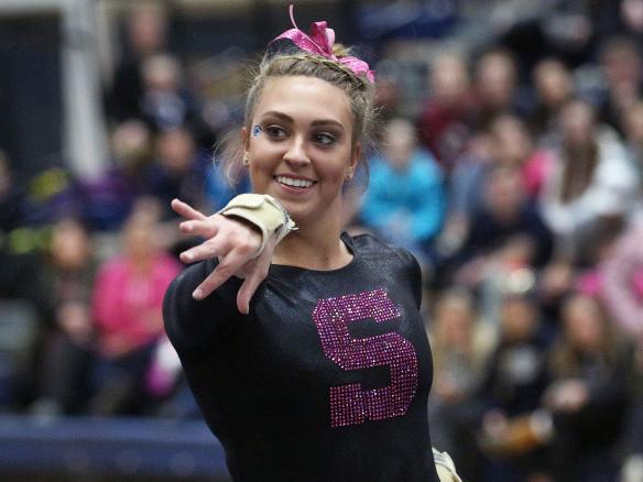 Lauren Bridgens (Darnestown, Md.) has been named the Big Ten Freshman of the Week.