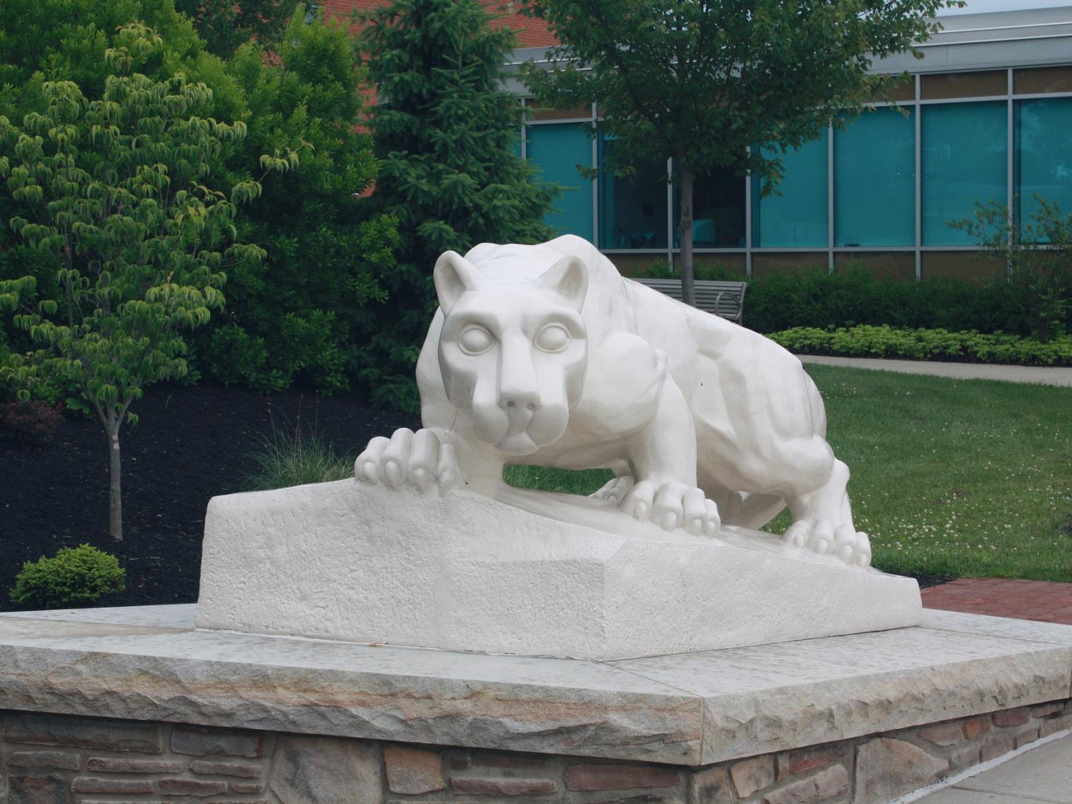 Penn State DuBois Lion Statue