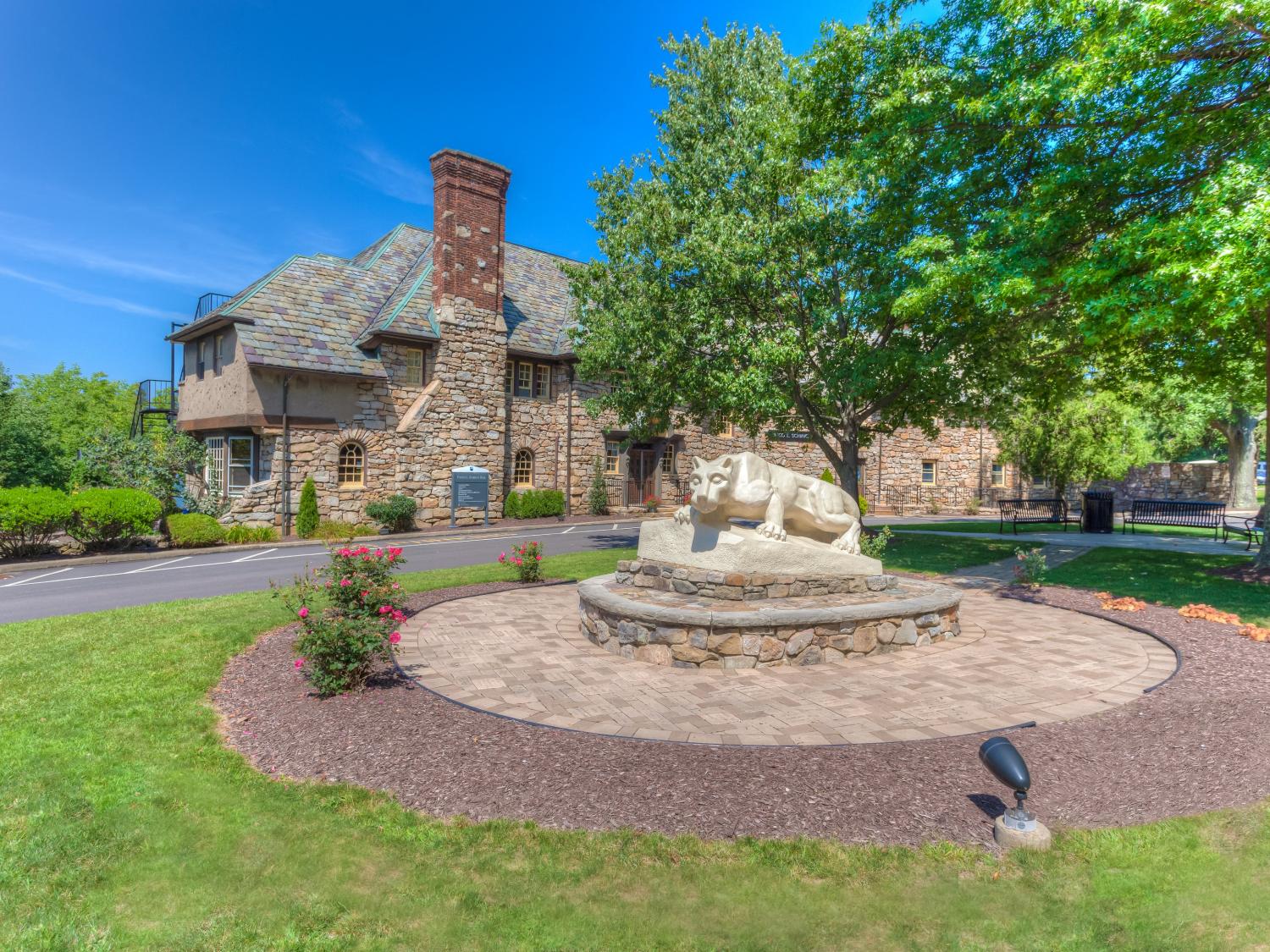 Penn State Hazleton lion shrine